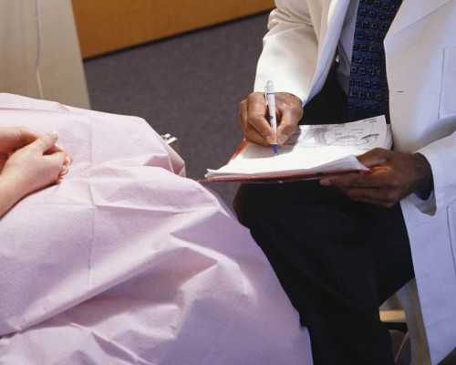 多囊卵泡是什么原因引起的（多囊肾能治好吗）